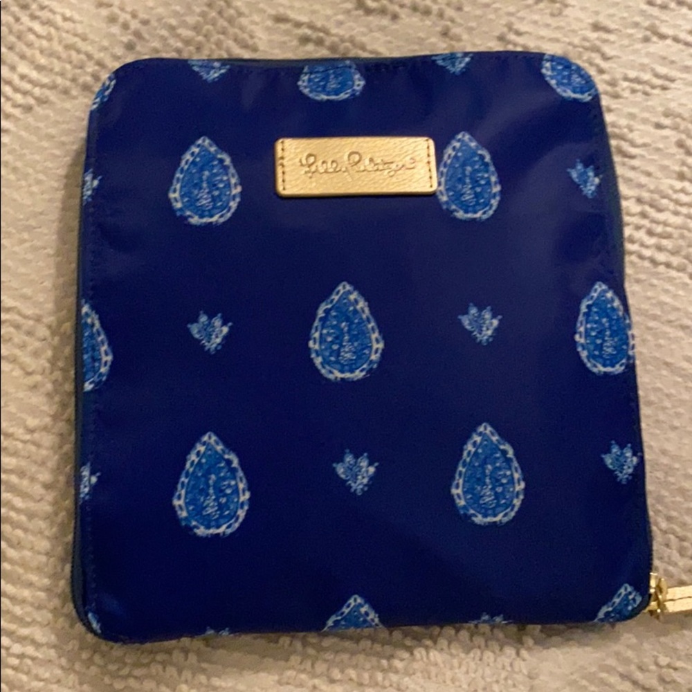 Lilly Pulitzer packable getaway tote